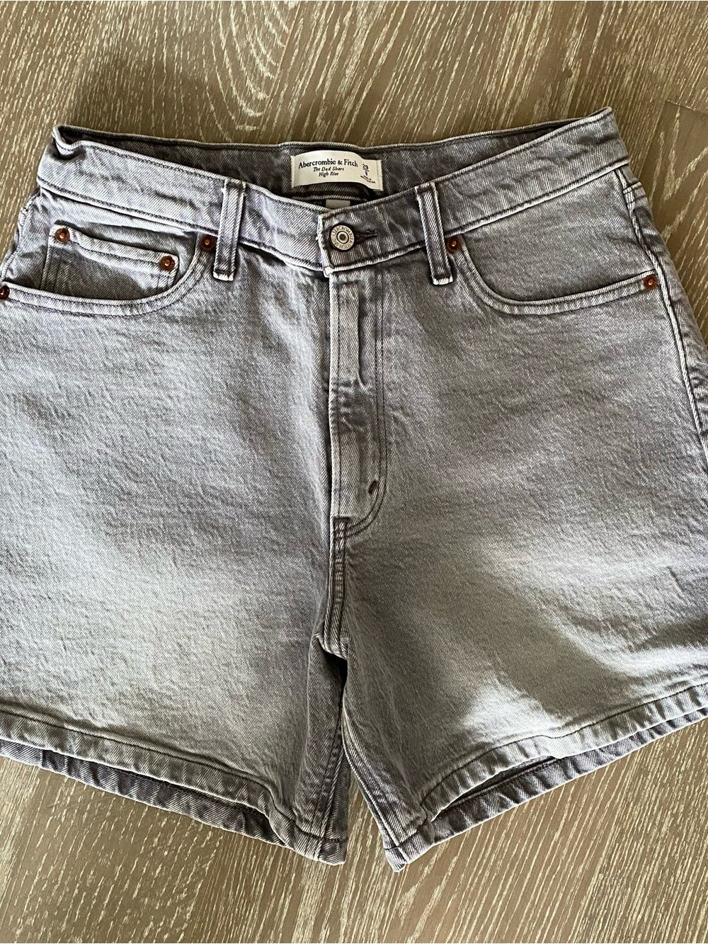 Abercrombie & Fitch (Dad Short - Curve Love)